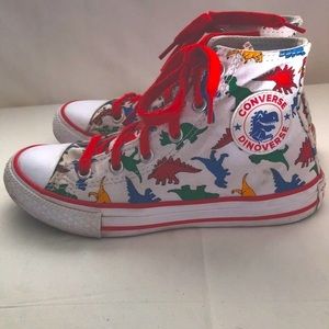 Dinosaur design  junior converse Sz US 1 EUC